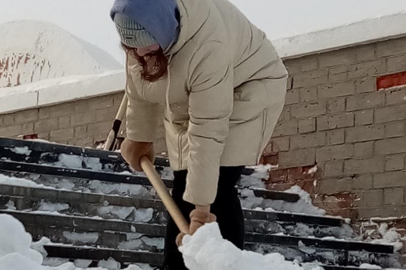 Трудовой десант добровольцев КСХК в Белогорье