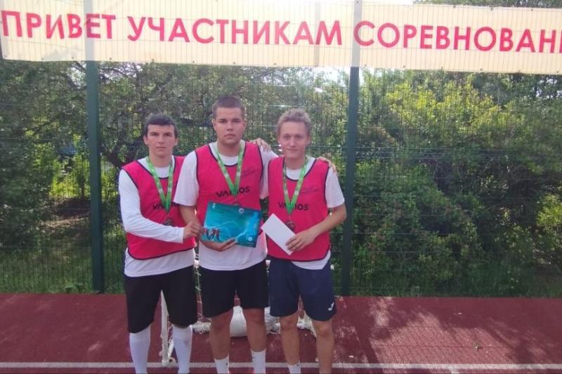 Турнир по футболу