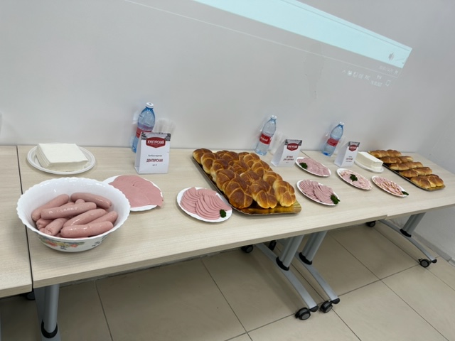 02.jpg