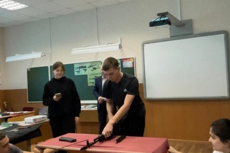 Турнир по стрельбе из пистолета Макарова и конкурс «Полицейская эстафета»