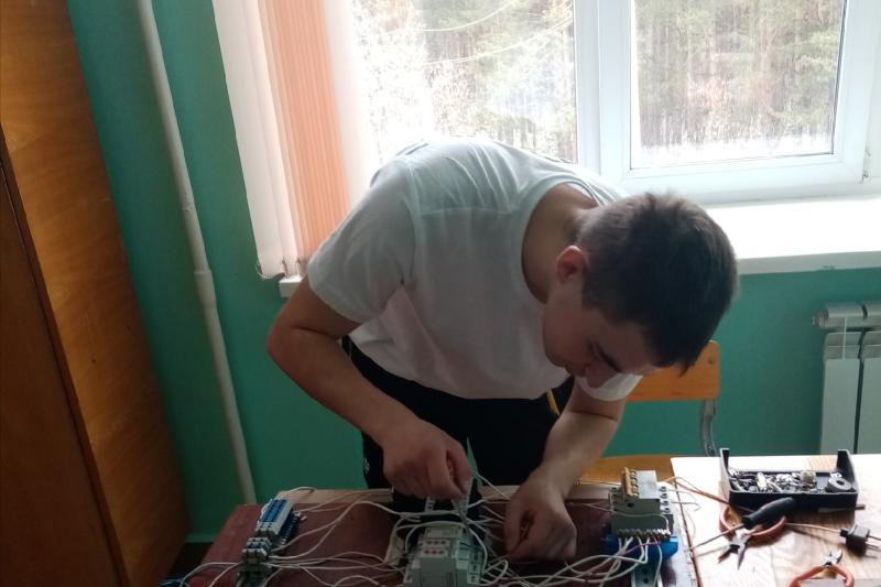 Конкурс профессионального мастерства среди студентов специальности «Электрификация и автоматизация сельского хозяйства»