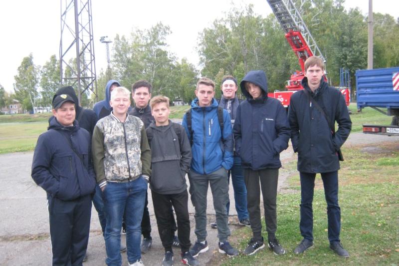 Показательные выступления формирований Гражданской обороны