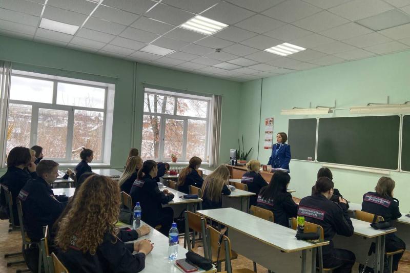 Прокуратура: от теории к практике