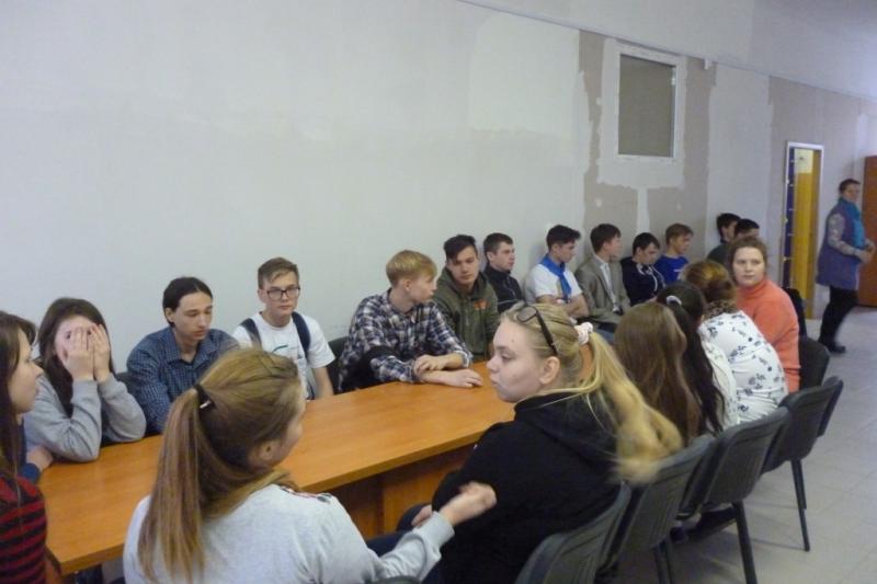  Встреча студентов добровольческого отряда « Монолит» (КСХК) с заместителем Законодательного Собрания Пермского края Золотаревым Алексеем Владимировичем.