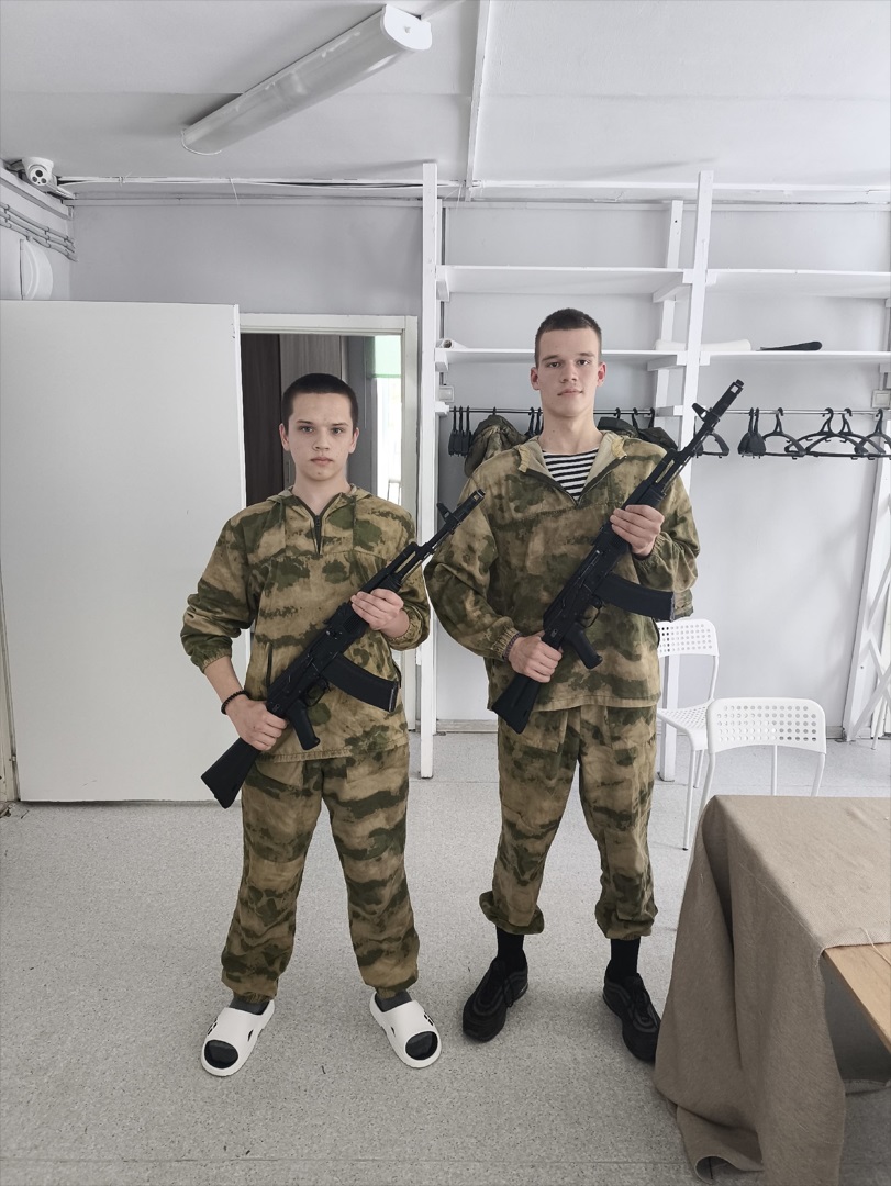 2.jpg