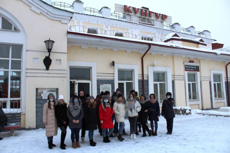 «Студенческий десант» прибыл к транспортным полицейским Кунгура